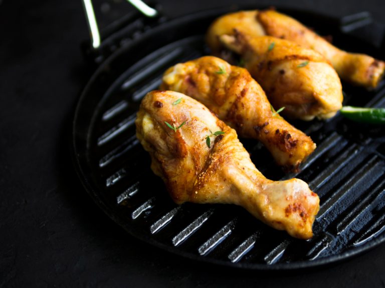 How Long to Cook Chicken Drumsticks in Air Fryer UK