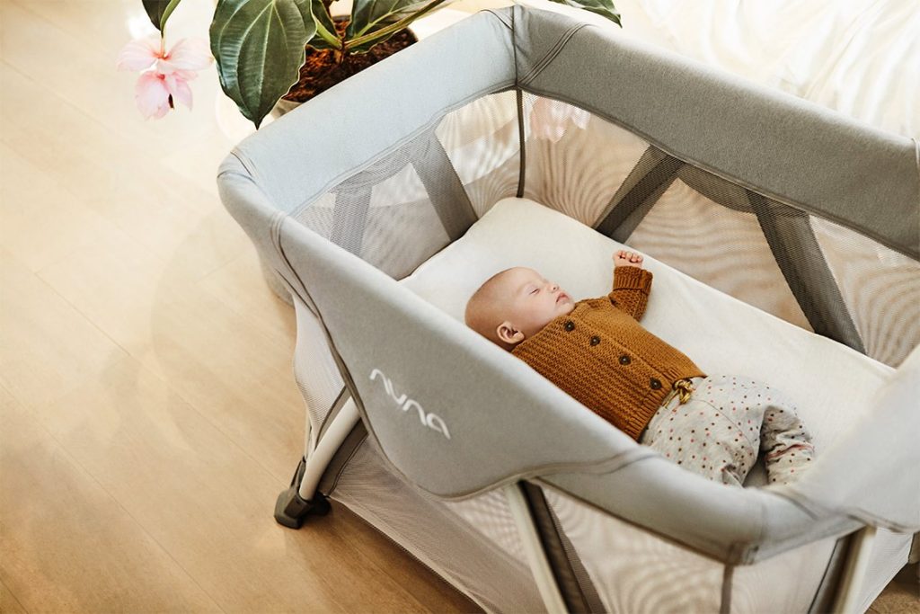 Nuna Travel Cot