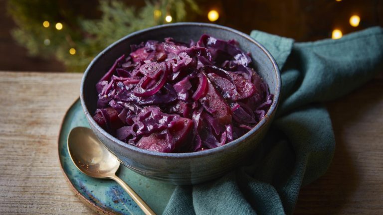 Slow Cooked Red Cabbage