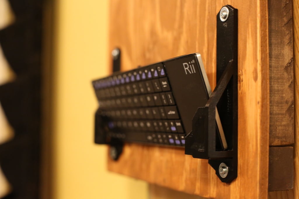 Keyboard Wall Mount